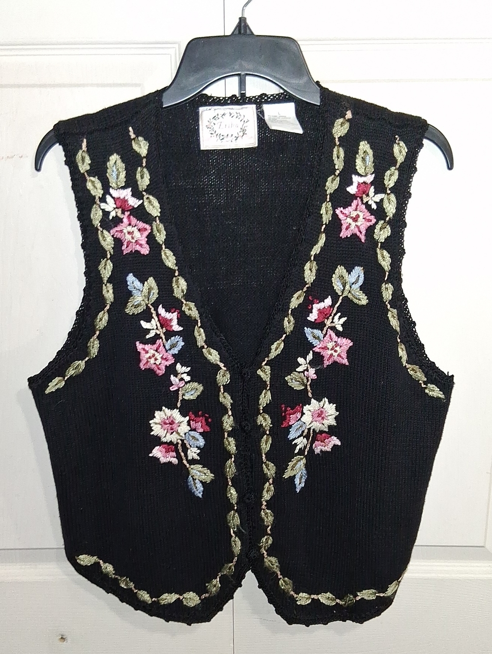 Vintage Erika Knit Sleeveless Vest - Black Pink Floral Green Leaf Embroidery - L